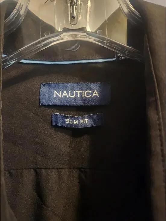 Nautica Slim Fit Classic Black Button up Shirt. Mens size Large 16/16 1/2 32/33 - Picture 2 of 5